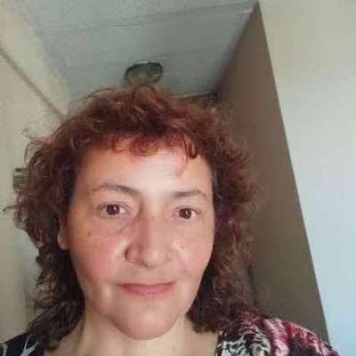Conocer mujer de 58 años que vive en Avellaneda 
