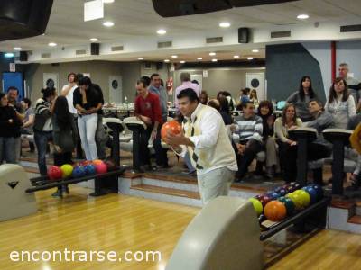 Encuentro  7219 27 COMPAGINEROS Y COMPAGINERAS... HE AQUI... EL BOWLING 