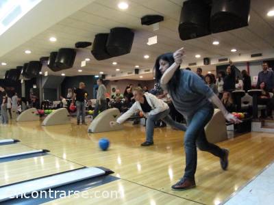 Encuentro  7219 35 COMPAGINEROS Y COMPAGINERAS... HE AQUI... EL BOWLING 