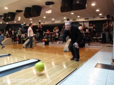 Encuentro  7219 5 COMPAGINEROS Y COMPAGINERAS... HE AQUI... EL BOWLING 