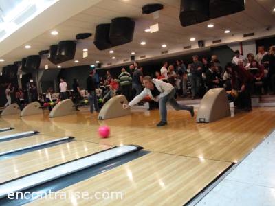 Encuentro  7219 6 COMPAGINEROS Y COMPAGINERAS... HE AQUI... EL BOWLING 