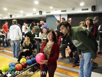Encuentro  7219 8 COMPAGINEROS Y COMPAGINERAS... HE AQUI... EL BOWLING 