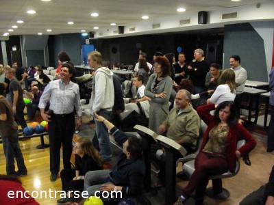 Encuentro  7219 9 COMPAGINEROS Y COMPAGINERAS... HE AQUI... EL BOWLING 