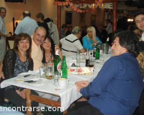 3932 12 FRUTILLITA24  cumple años y los festeja en Pizza Mïa... Nuestra casa!!!