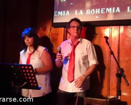13001 11 "LOS BOHEMIOS" ADRIANA Y CARLOS CAPLO JUNTOS SON MUSICA Y BAILE