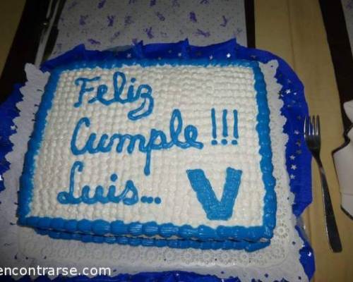 15045 35 WENDI56 festeja su cumpleaños y EMMANUEL56 tambièn, en el Club de Los Viernes, con KARAOKE Y BAILE!!!!