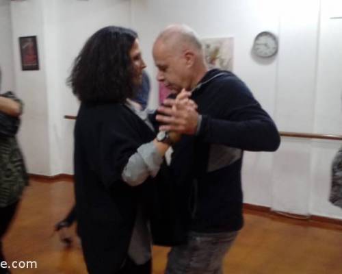 La tarde de los sábados  encontró un sentido  el 2×4. Gracias a los profes por su aguante y dedicación.   :Encuentro Grupal Vení a bailar tango