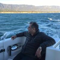   Hombre de 61 años Abasto