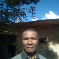   Hombre de 54 años Cuba