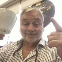   Hombre de 72 años Alte. Brown