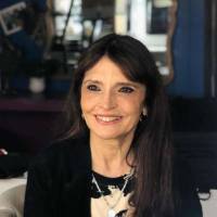   Mujer de 60 años Caballito