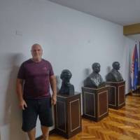   Hombre de 61 años Avellaneda