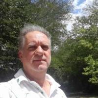   Hombre de 63 años Villa Devoto