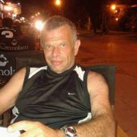   Hombre de 58 años Caballito