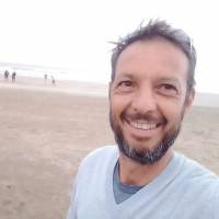   Hombre de 51 años Santa Teresita