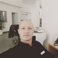   Hombre de 50 años Avellaneda