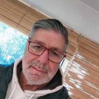   Hombre de 69 años Alte. Brown