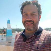   Hombre de 49 años Zarate