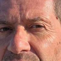   Hombre de 60 años Abasto