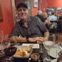   Hombre de 68 años Caballito