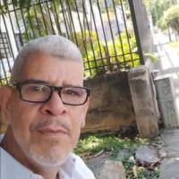   Hombre de 62 años Caracas