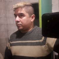   Hombre de 44 años Parque Patricios