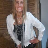   Mujer de 59 años Bernal