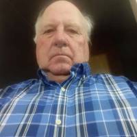   Hombre de 80 años Olivos