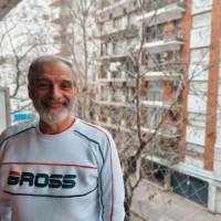   Hombre de 68 años Villa Crespo
