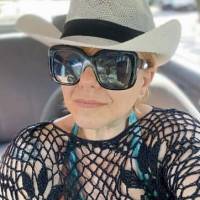   Mujer de 57 años Alte. Brown