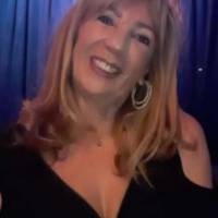   Mujer de 65 años Olivos