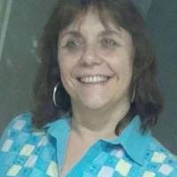   Mujer de 60 años Olivos