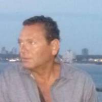   Hombre de 54 años La Plata