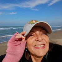   Mujer de 69 años Pinamar