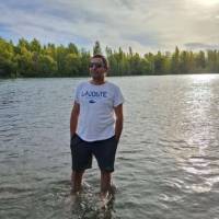   Hombre de 53 años Neuquen