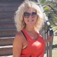   Mujer de 62 años Villa Urquiza