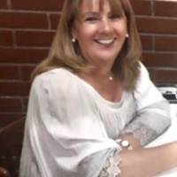   Mujer de +74 años Olivos