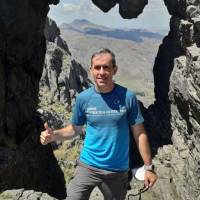   Hombre de 60 años Caballito