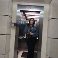   Mujer de 53 años Flores