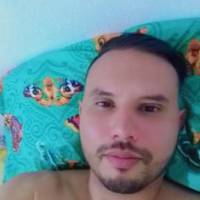   Hombre de 33 años Medellin