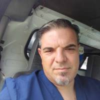   Hombre de 46 años 25 de Mayo