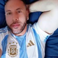   Hombre de 39 años Moreno