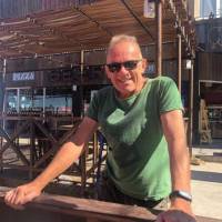   Hombre de 65 años Villa del Parque