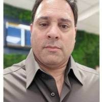   Hombre de 55 años Barrio Norte