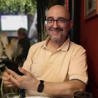   Hombre de 65 años Avellaneda