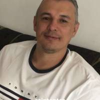   Hombre de 51 años Medellin