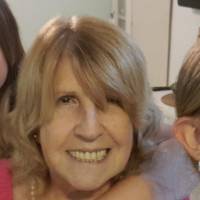   Mujer de 68 años Agronomia 