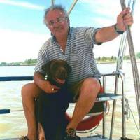   Hombre de 74 años Abasto