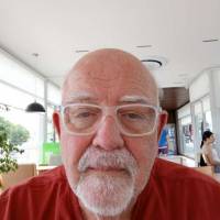   Hombre de 70 años Colon