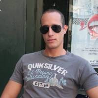   Hombre de 48 años Villa Urquiza